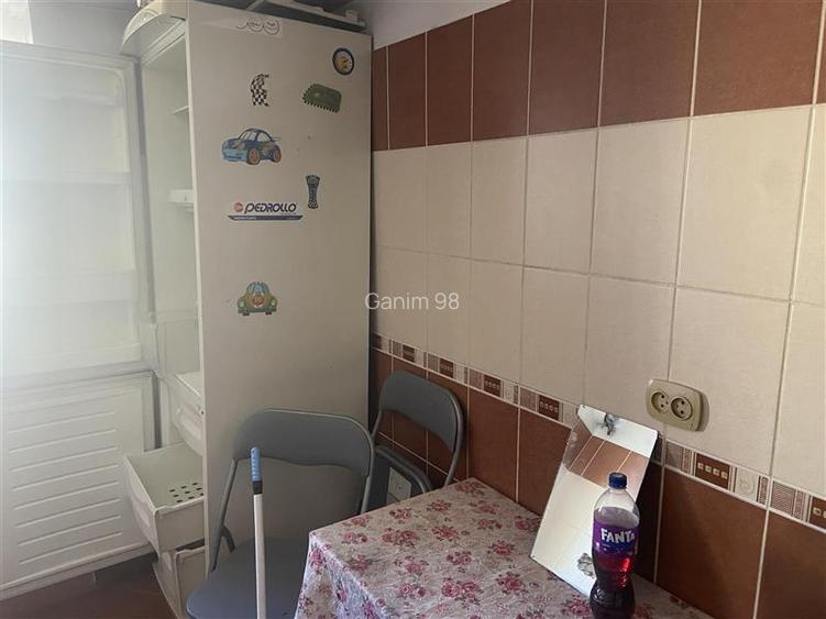 Apartament 2 camere , zona ultracentrala Primaria Focsani, 50 mp , decomandat , - 3