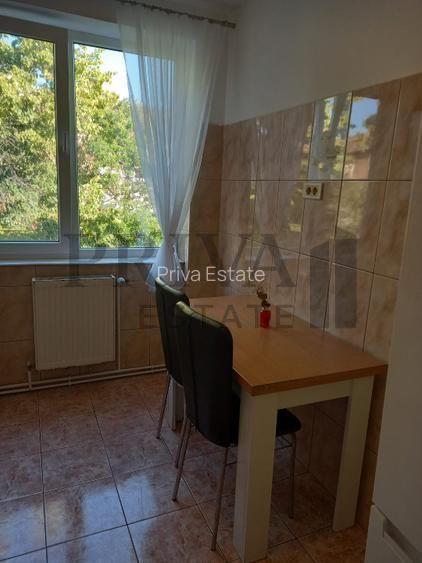 Inchiriez apartament cu 3 camere si garaj in Timisoara zona Tipografilor