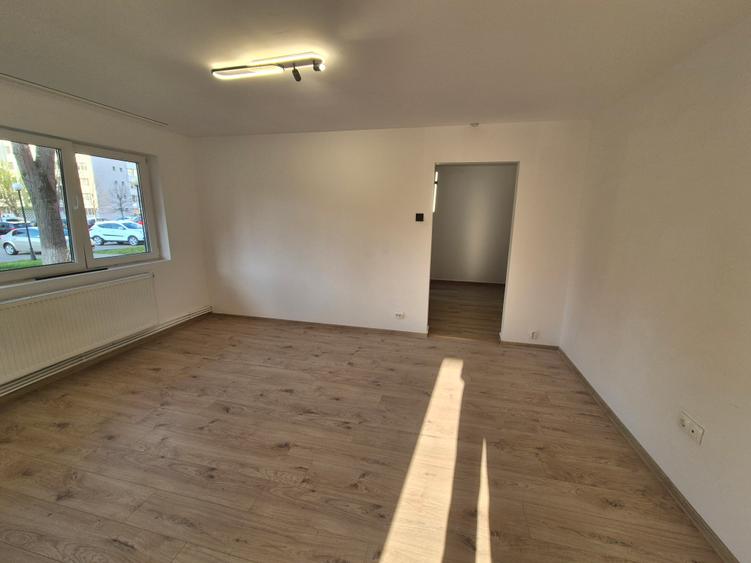 Vand 2 camere Micro 1