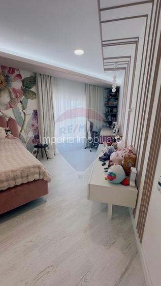 Proprietate premium în Filiași, locuință de lux cu spații comerciale - 22