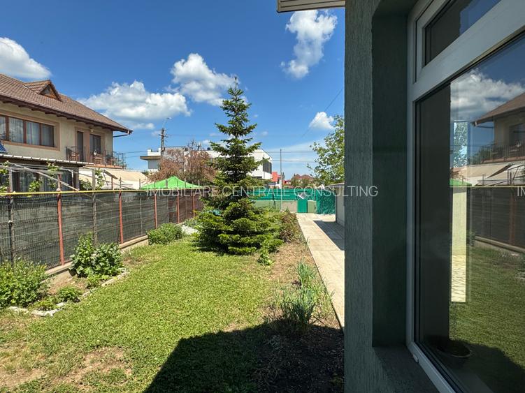 Vila cu curte generoasă Lazu - 8