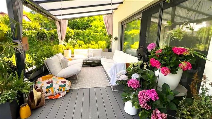 FILM!Vila cu arhitectura selecta, intr- o eleganta oaza de liniste - 19