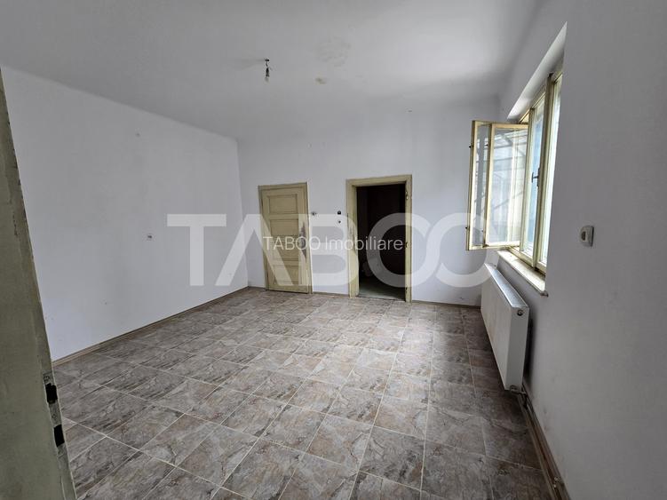 Casa de vanzare teren 412 mp garaj Terezian Sibiu COMISION 0 - 24