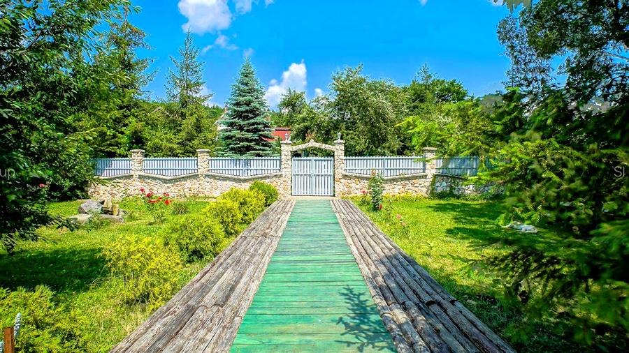 Proprietate unică pe malul lacului Moacșa – liniște, rafinament, eleganta - 52