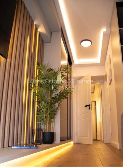 apartament decomandat de inchiriat cu 3 camere  in Splaiul Unirii - 12
