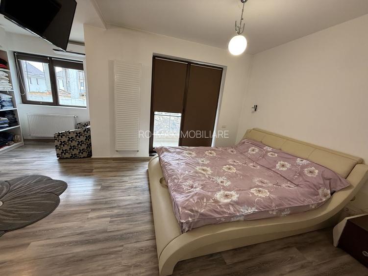 Casă înșiruită complet mobilată + curte+ 2 parcari în complex inchis! - 5