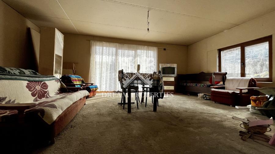 Casa individuala 6 camere, teren 700 mp, zona Dezmir - 3