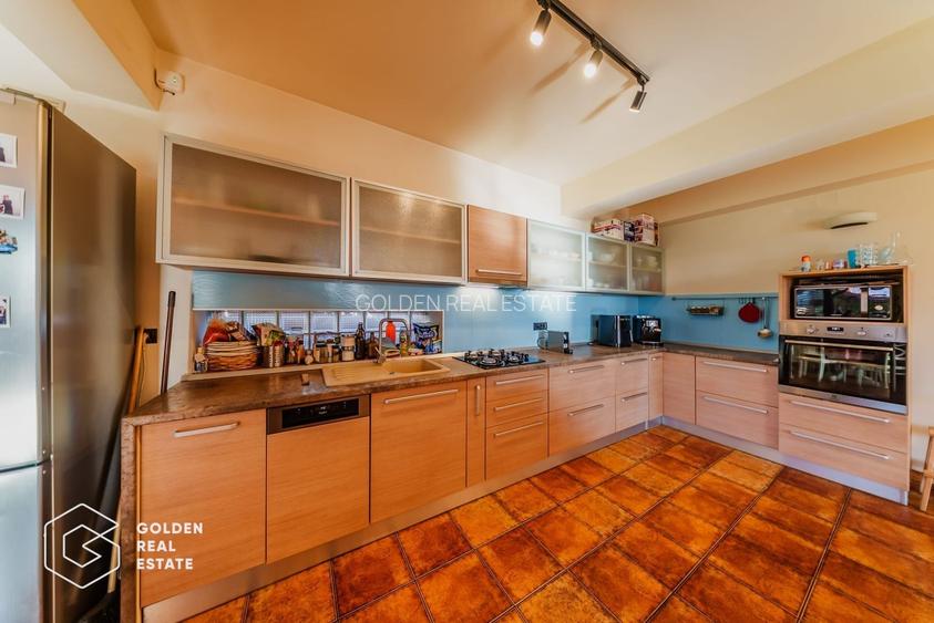 Vila 5 camere, gata de mutare, teren 700 mp, strada privata- Gradiste - 9