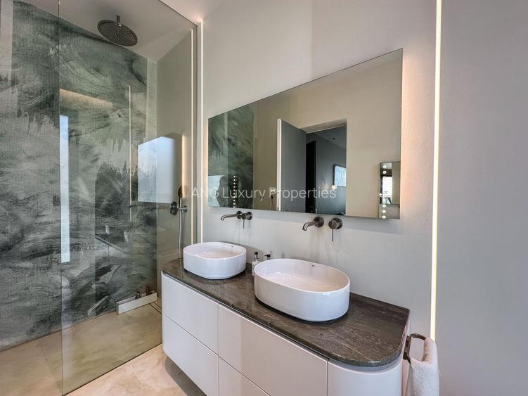 Furnished Penthouse with Panoramic Terrace in Prime Bucharest - 16