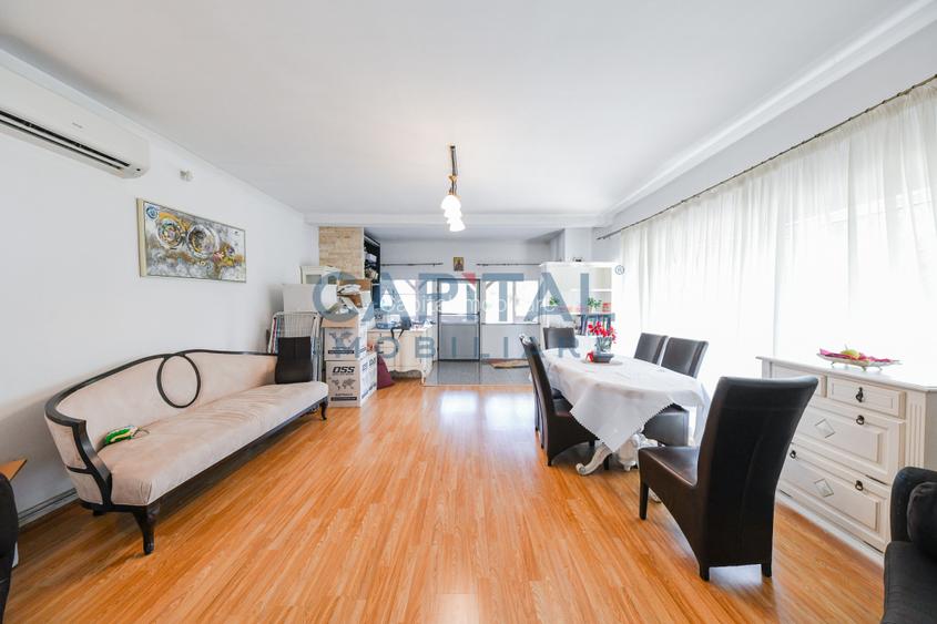 Casa pe 3 niveluri+teren 3650mp, loc Comsesti, zona Lacurile Martinesti - 7