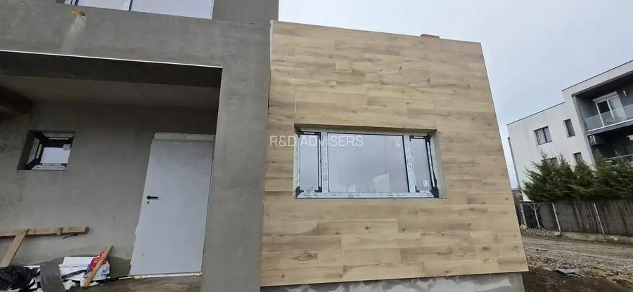 Vila cu 6 Camere Tunari | Langa Amber Forest si Scoala Verida |Premium - 7