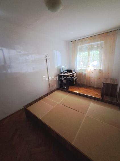 Apartament 3 camere-parter inalt-ideal pentru locuit sau investitie-zona Dacia - 8
