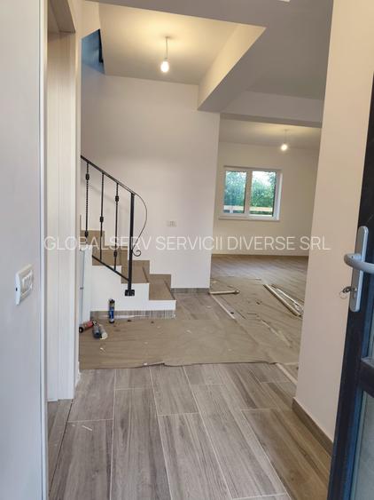 FARA COMISIOANE casa cu 4 - 5 camere P+1+pod 2 placi terasa cam tehnic la cheie - 3