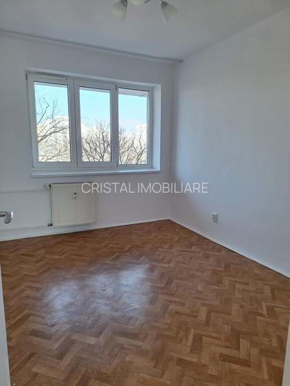 Apartament 3 camere Drumul Taberei, renovat, nemobilat, langa metrou - 4