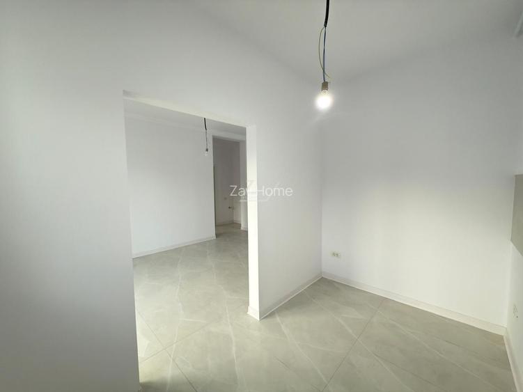 Asfalt. Loc de parcare. - 5