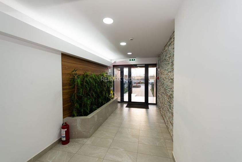 PRIMA INCHIRIERE Studio modern + balcon mare, Hils Splai, 60mp - 24