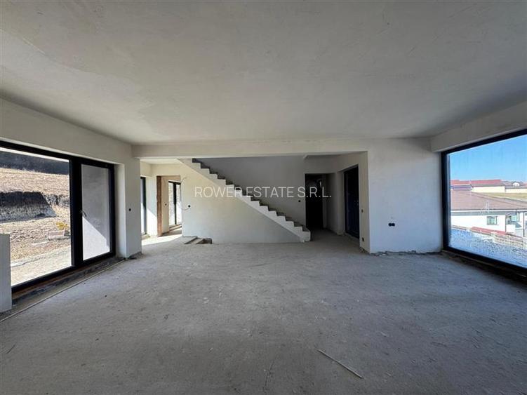 Casa Individuala Subsol+Parter+Etaj  situata in Chinteni! - 14