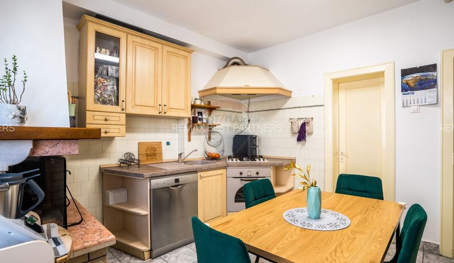 De vanzare apartament 4 camere in Grigorescu, imobil mic 3 apartamente - 9