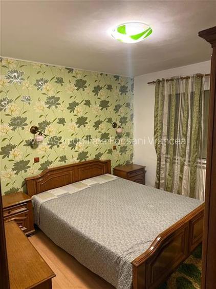 Inchiriez apartament 3 camere, et 3, mobilat, zona Doi Stejari - 2