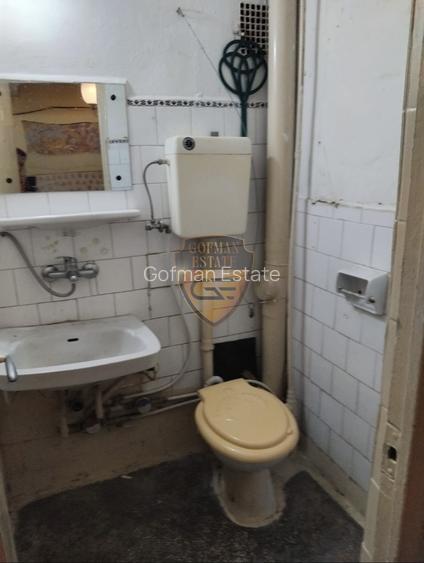 2 camere, Tomis Nord Scoala 29, et 4/4, 27 mp, incadrat necesita renovare totala - 5