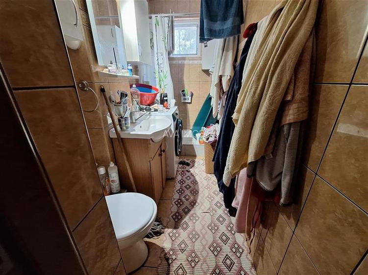Apartament 2 camere demidecomandat , zona Milcov - 7