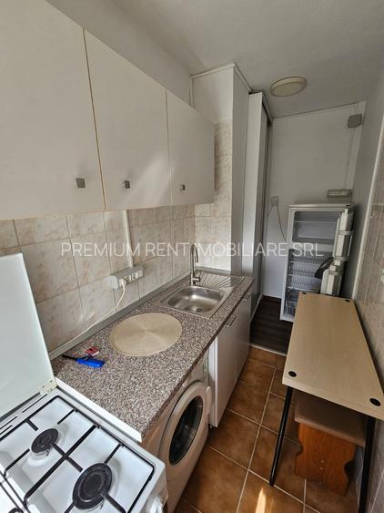 Tineretului, garsoniera, 4 minute metrou, BOILER, bloc mixt, 350 euro - 5