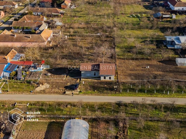 Casa la gri in Alunis,  teren 487 mp - 24