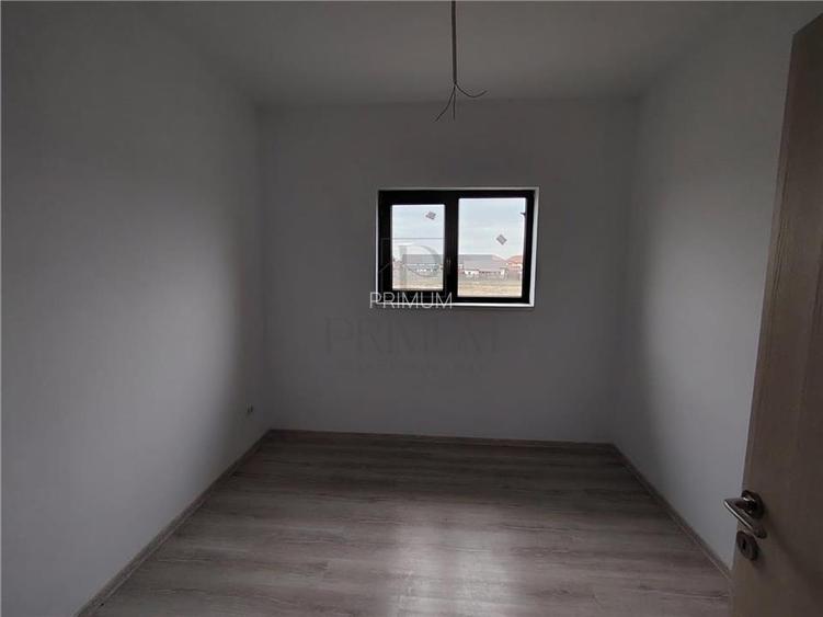 Duplex superb - zona foarte buna - disponibil imediat - finisaje top - perete co - 16