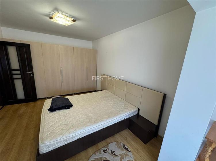 Ap 2 cam, renovat, parcare, B.dul Independentei - 10