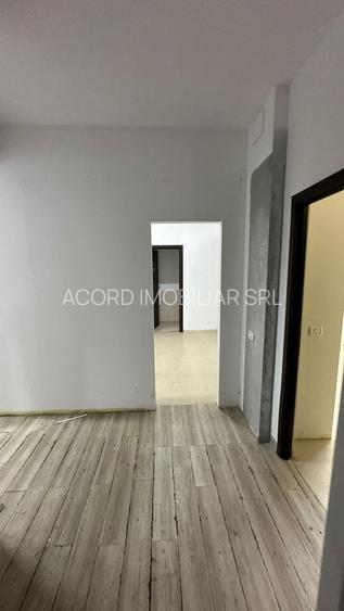 Spațiu comercial de 250mp în zona ICIL/CASA DE CULTURA , pretabil birouri - 6