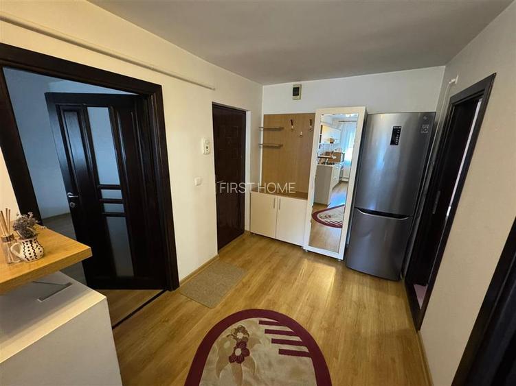 Ap 2 cam, renovat, parcare, B.dul Independentei - 13