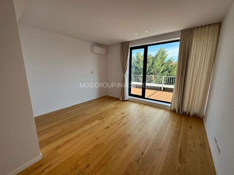 | Pipera | Ultralux | 260 mp | - 16