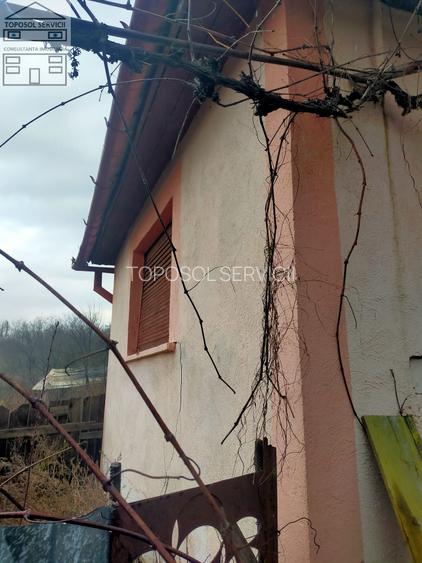 Casa de vanzare in localitatea Burzuc - 5