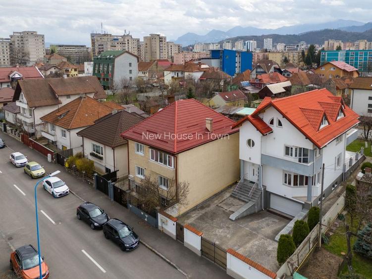 Apartament cu 3 camere la casa | Curte 130 mp | Zona Grivitei strada Vulcan - 19