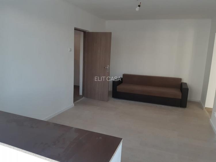 Apartament cu 2 camere, etaj 1/4, zona Tatarasi - 2