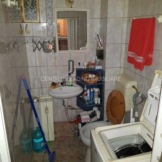 Nerva Traian Bloc Stradal Monolit - 2