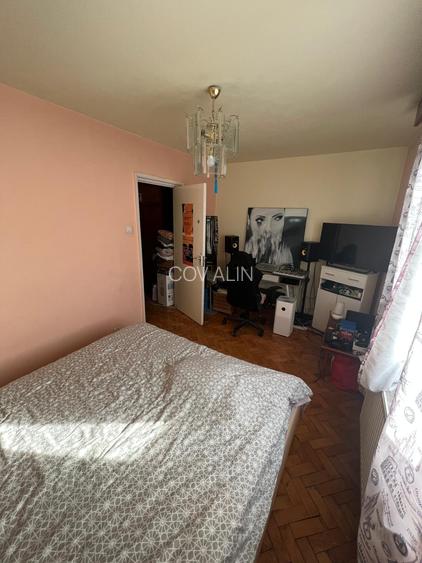 Apartament 2 camere in Strada Cometei, etaj 1, semidecomandat, liber la vanzare! - 9