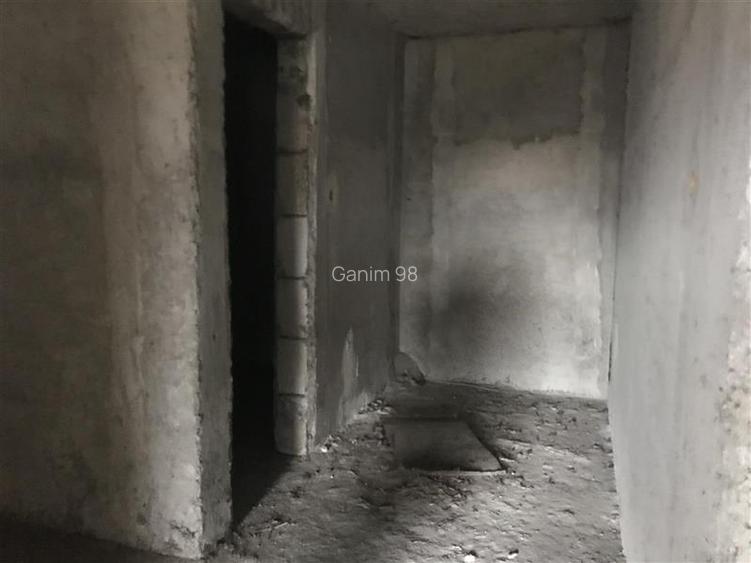 Casa de vanzare in Golesti, parter si etaj , 220 mp construiti , teren 916mp, la - 6