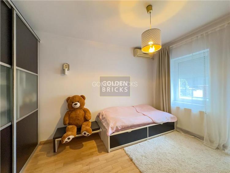 Apartament în vilă | 5 Camere | Curte | Acces dedicat | Parcare - 20