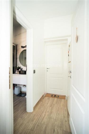 Casa la curte comuna pe str. Ady Endre - 11