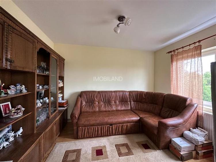 Casa spatioasa 160mp, cu 6 camere si 2150 mp teren - 7