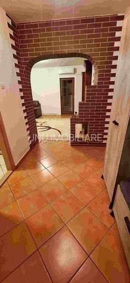 Apartament 3 camere bloc tip vila - 2