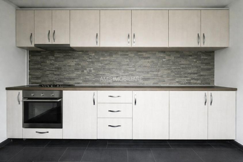 AP 3 CAMERE / TERASA GENEROASA / BOXA - 3