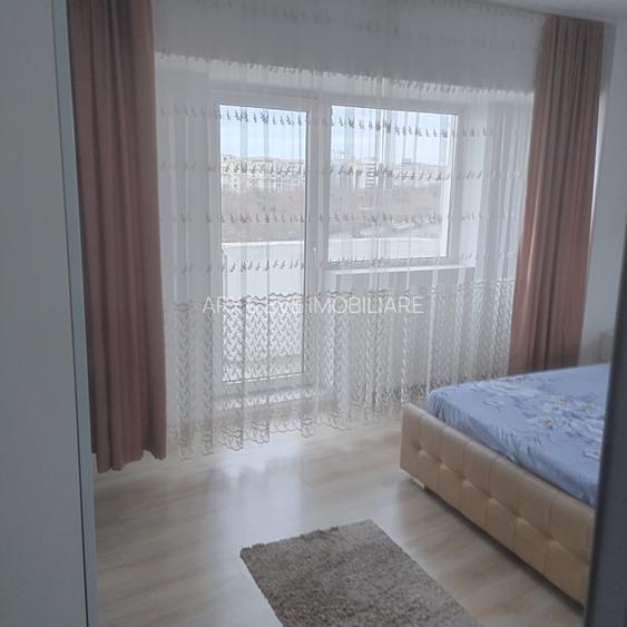 For Rent: Premium 4-Room Apartment | Unirii Square | Panoramic ViewWe - 11