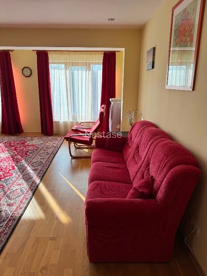 Vand apartament spatios, 2 camere in Sinaia, - 2