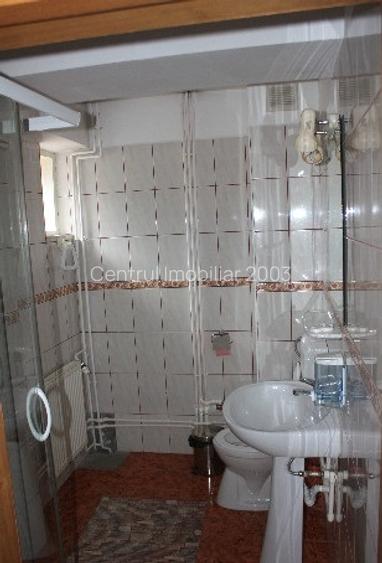 Hotel DN1, Busteni, parcare curte 20 masini - 10