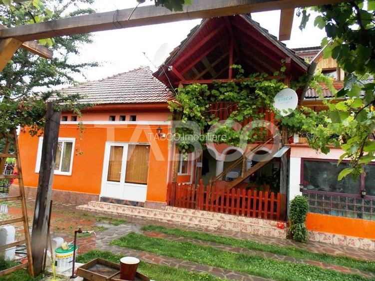 Pensiune la cheie 13 camere  15 locuri parcare si teren 3000 mp - 6