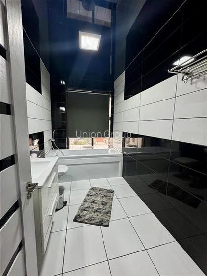 Vacanta Fara Sfarsit - Penthouse Spectaculos cu Terasa de Vis in Mamaia Nord - 6