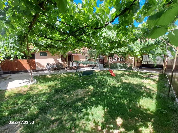 Vand casa în Ucuriș Bihor - 4