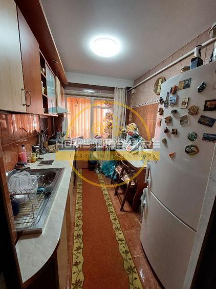 Apartament cu 2 camere / 53mp / zona Podu Ros - 5
